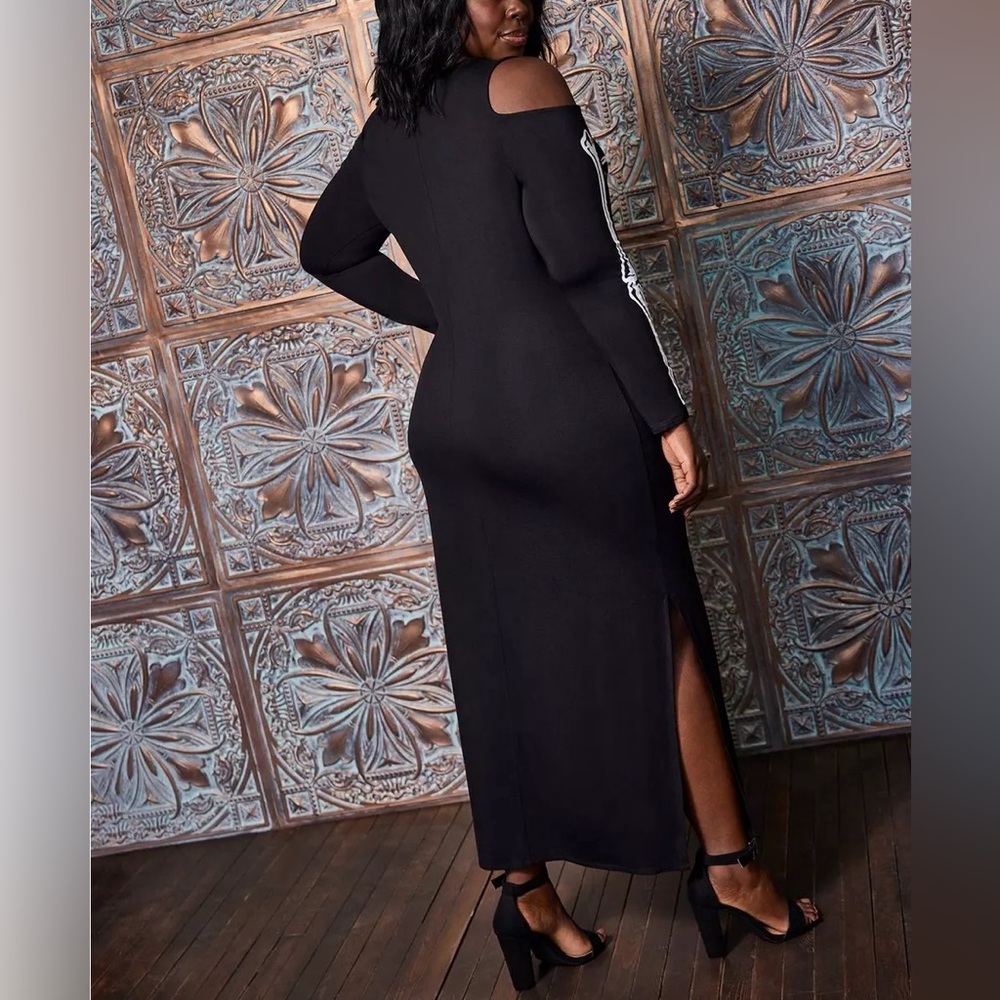 NWT Torrid Skeleton Supersoft Cold Shoulder Maxi Dress - Torrid Size 4 (26, 4X) - Picture 5 of 16